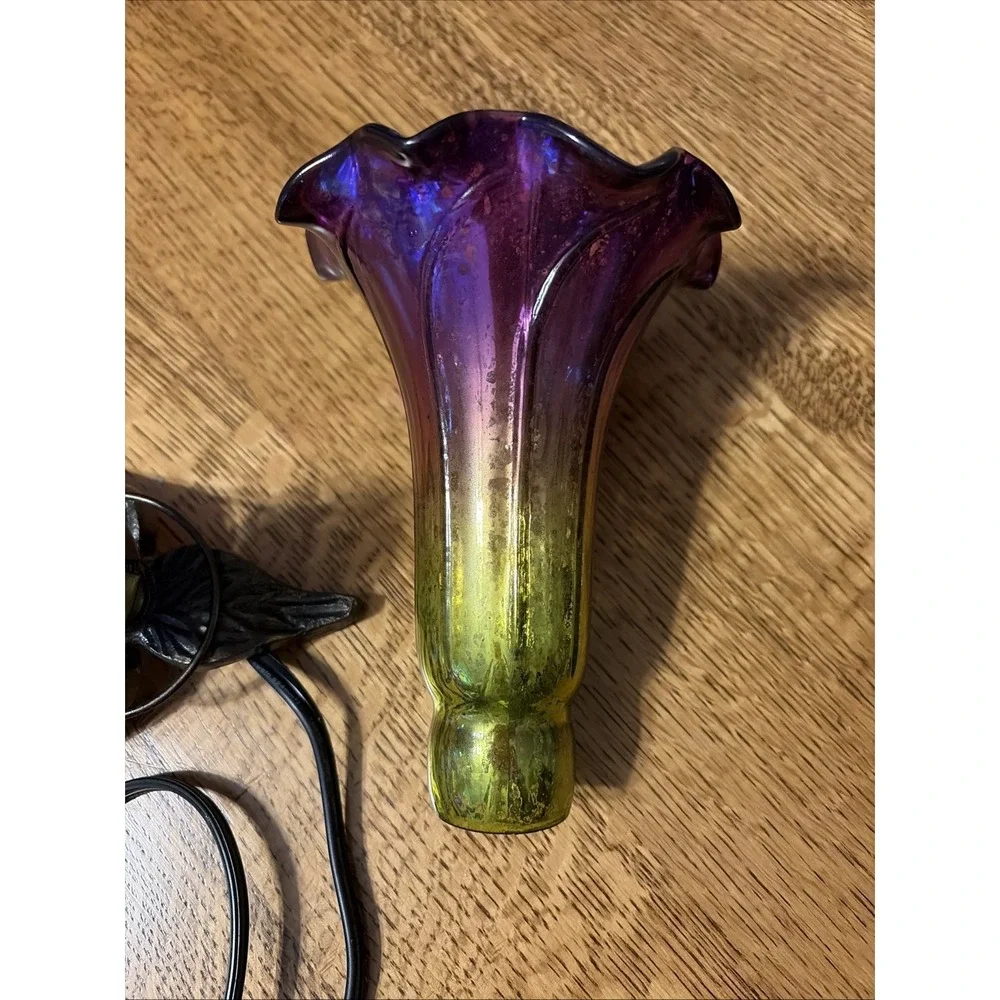 10.5‎ Inch Hand Blown Mercury Glass Hummingbird Lilly Lamp